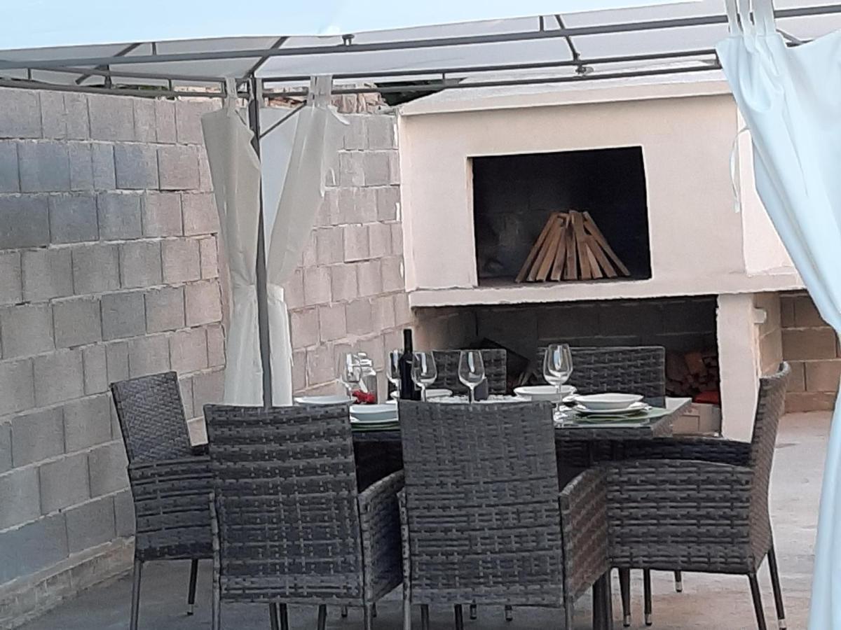 Ferienhaus Karlo Pridraga Kültér fotó