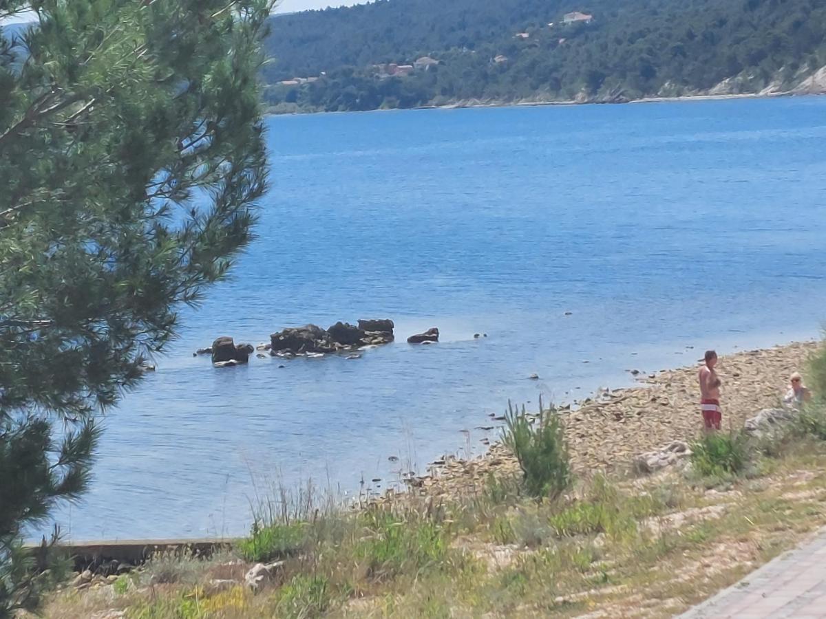 Ferienhaus Karlo Pridraga Kültér fotó